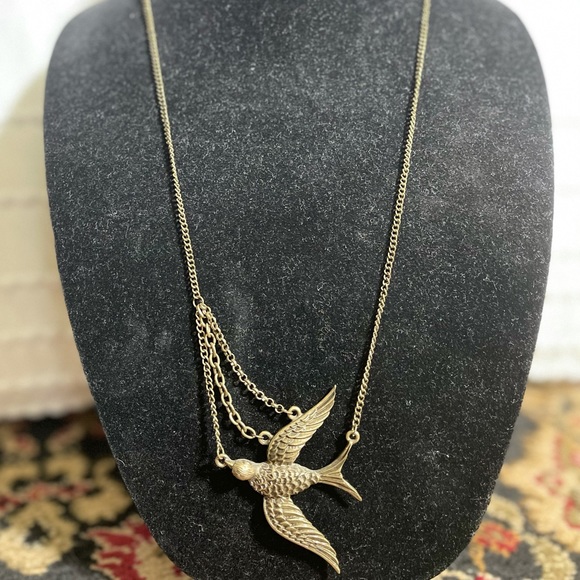 Long Rusting Bird Necklace - Picture 2 of 2